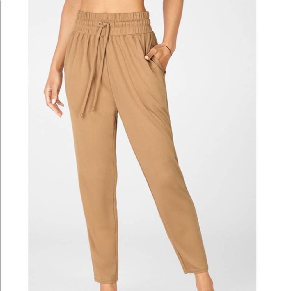 Fabletics High-Waist Pull-On Tapered Jogger Pant